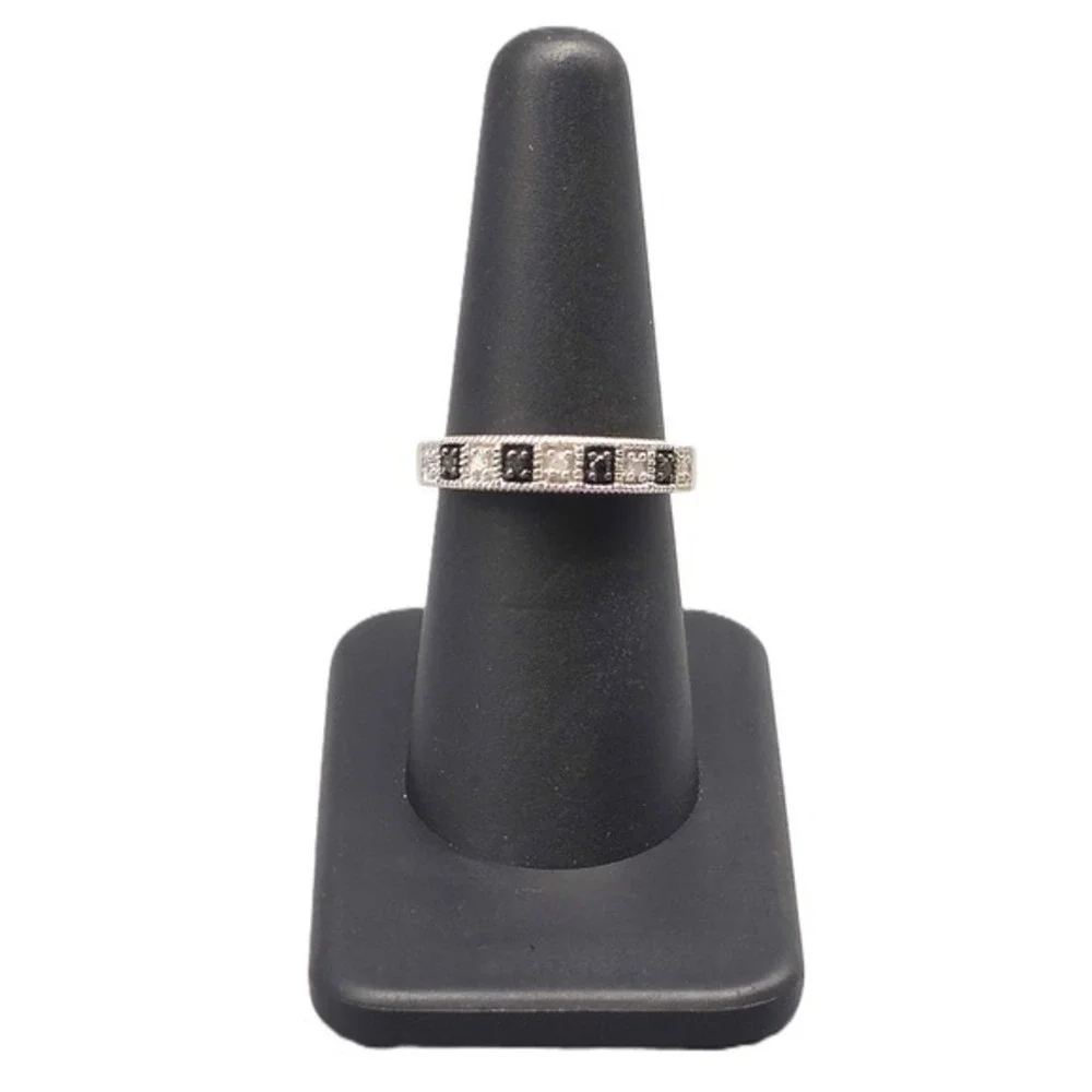 .925 SILVER .12CT BLACK & WHITE DIAMOND RING SIZE 7 3.3G (GNH022622)